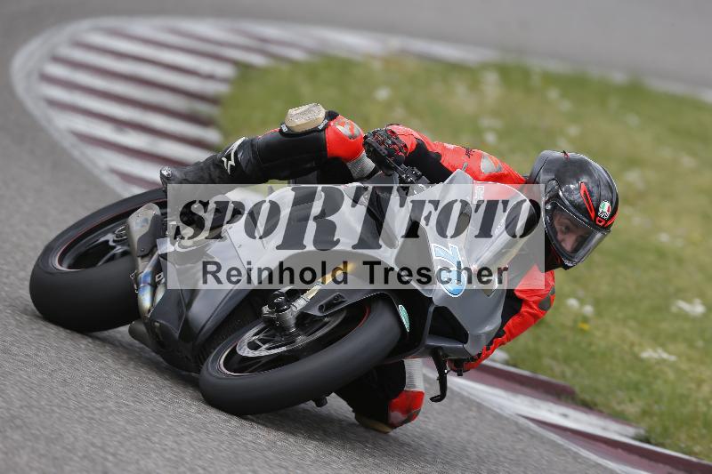 /09 19.04.2026  Caremotion get faster ADR/Gruppe gruen/79